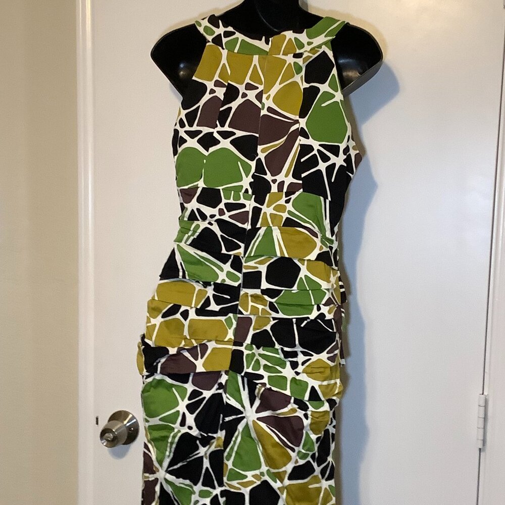 Jax Graphic Green Casual Dress with Pleats